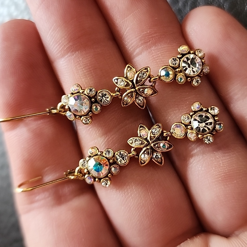 Joan Rivers earrings - Picture 4 of 10